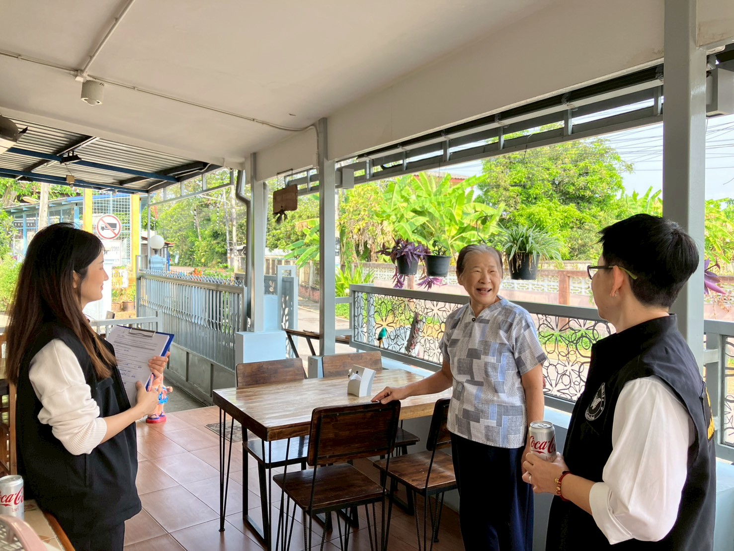 วันที่ 11 มีนาคม 2569 กองสาธารณสุขและสิ่งแวดล้อม ออกตรวจมาตรฐานสถานประกอบกิจการที่ขอรับและต่ออายุใบอนุญาตฯ ตามพระราชบัญญัติการสาธารณสุข พ.ศ. 2535