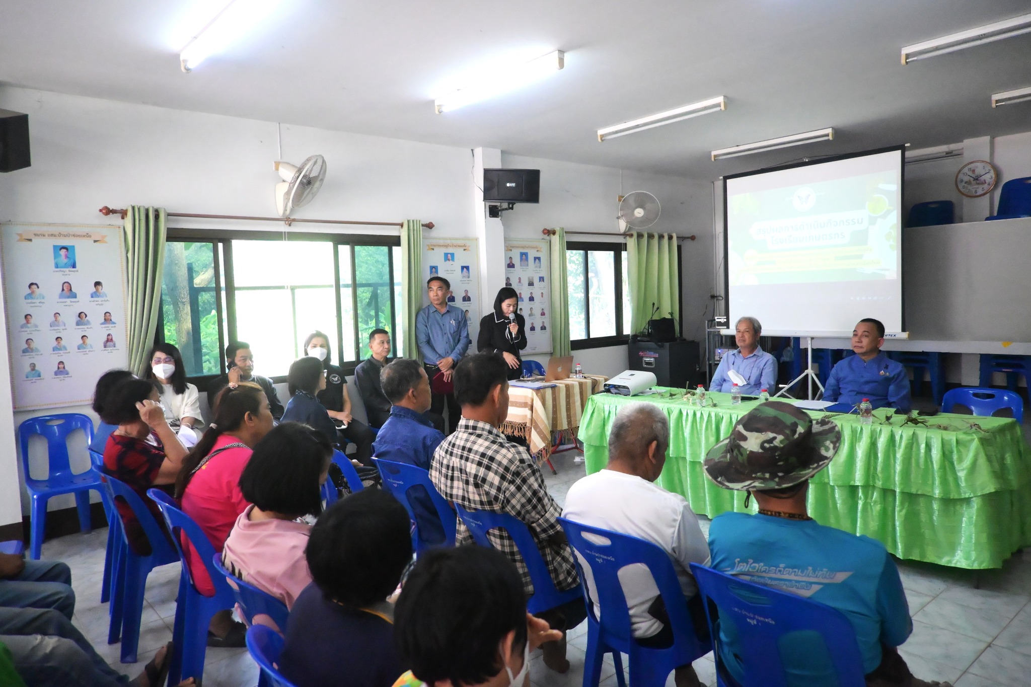 พิธ๊ปิดโรงเรียนเกษตรกรตำบลสันผีเสื้อ กิจกรรมการศึกษาการบริหารจัดการโรคแมลงศัตรูพืชผักด้วยระบบนิเวศเกษตรอินทรีย์