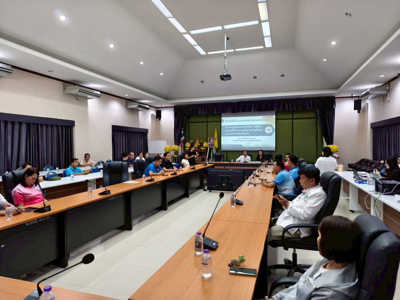 โครงการสรุปบทเรียนการดำเนินงานและเสริมสร้างความเข้าใจด้านการบริหารจัดการน้ำเชิงพื้นที่และการแก้ไขปัญหาด้านน้ำขององค์กรผู้ใช้น้ำ ผ่านกลไกความร่วมมือขององค์กรปกครองส่วนท้องถิ่น